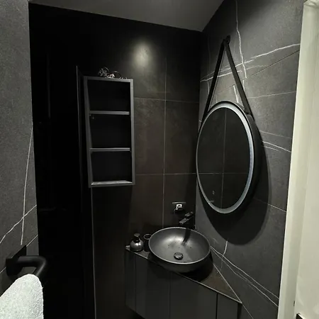 2br-city Center View-church Of Sts-mother Theresa *
