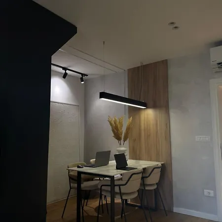 2br-city Center View-church Of Sts-mother Theresa *